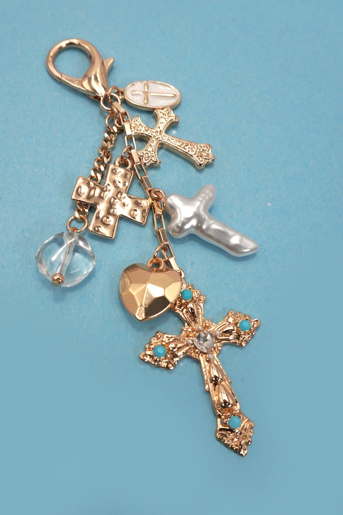 BAG CHARM- WESTERN HEART PEARLIZED CROSS/ Gold