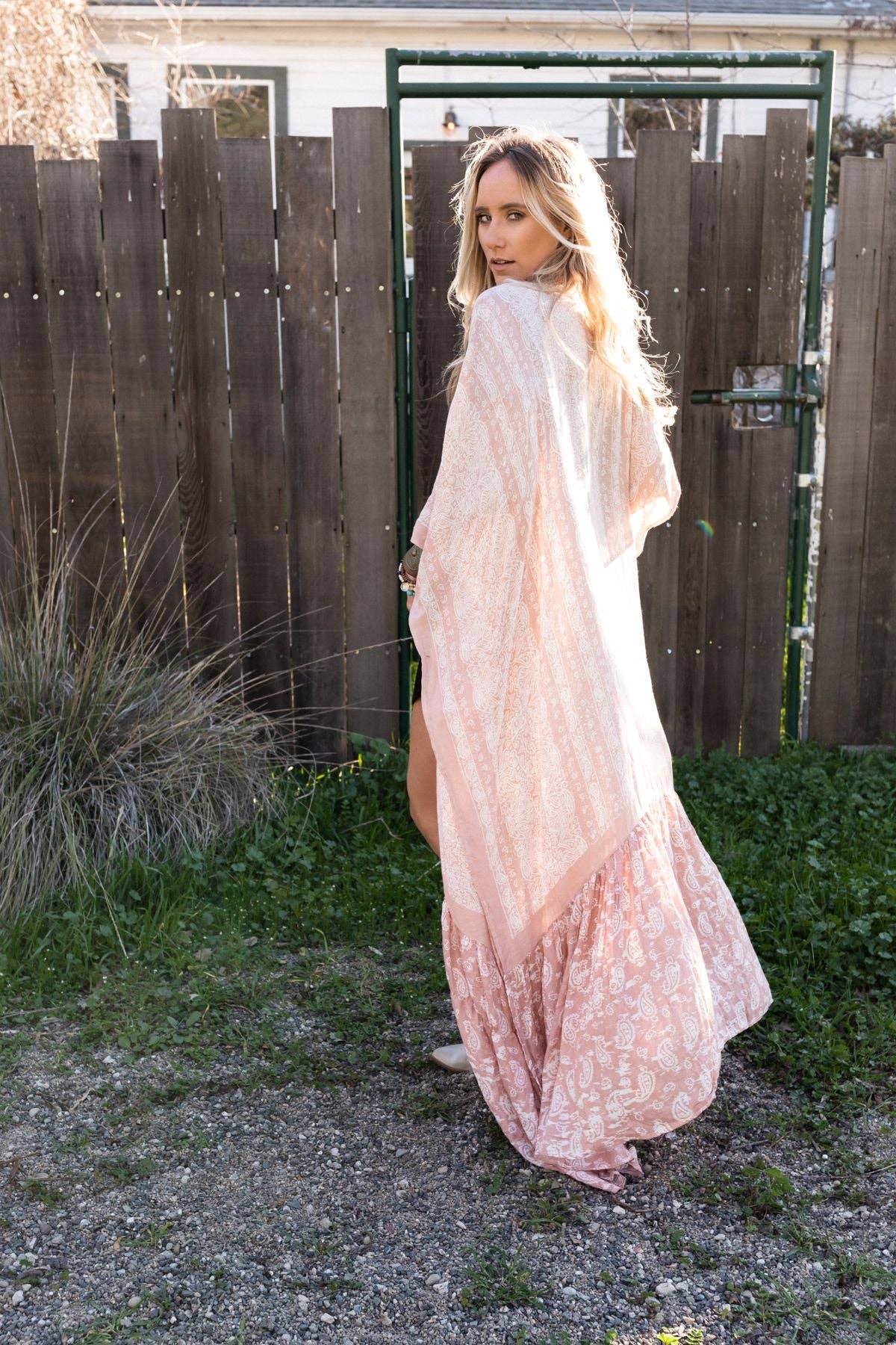 Paisley Tapestry Free Flow Duster Kimono - Blush: Blush