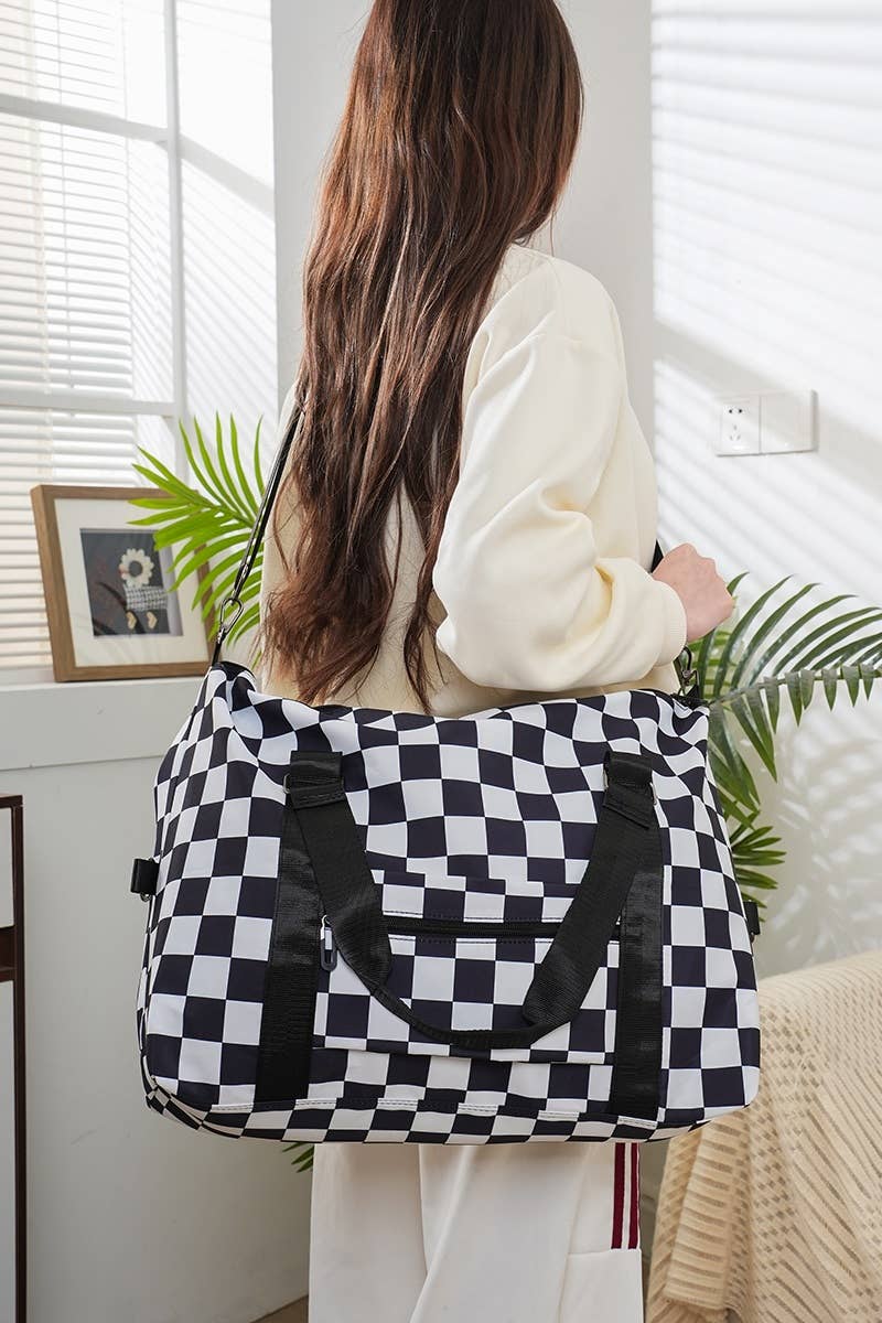 Large Capacity Checkered Travel Duffle Bag: BLACK