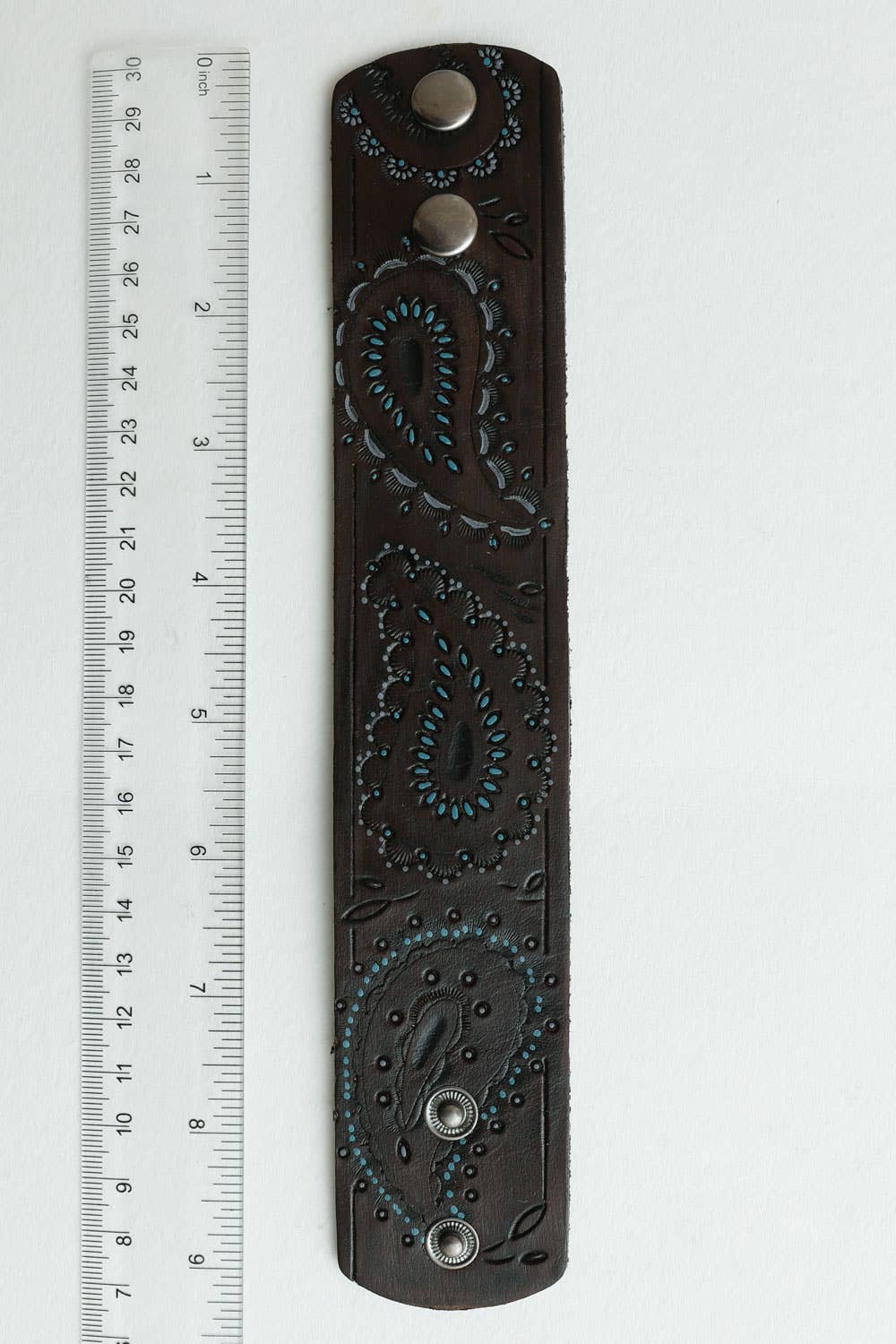 Boho Paisley Embossed Leather Bracelet – Unique Cuff