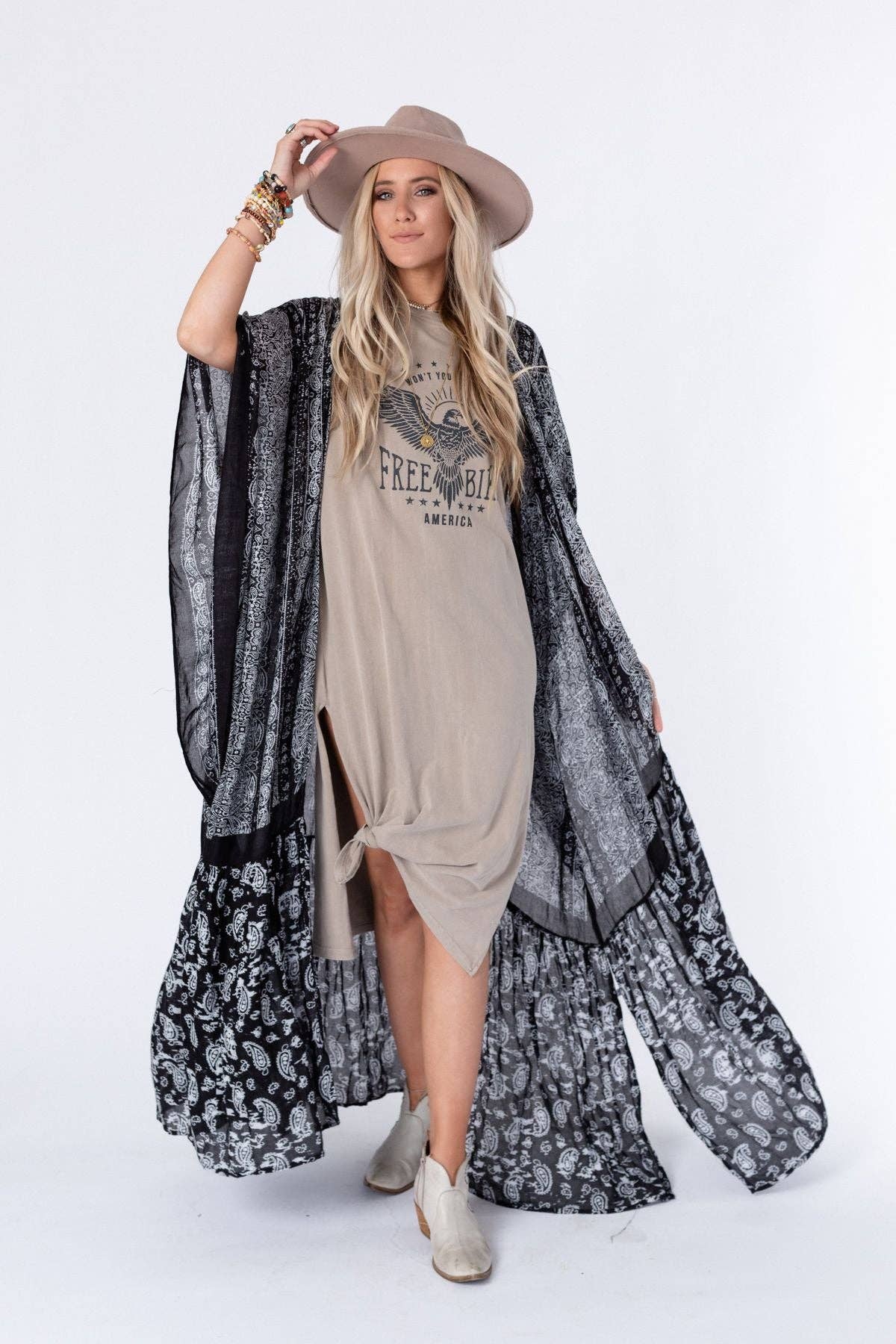 Paisley Tapestry Free Flow Duster Kimono - Black: Black / OS