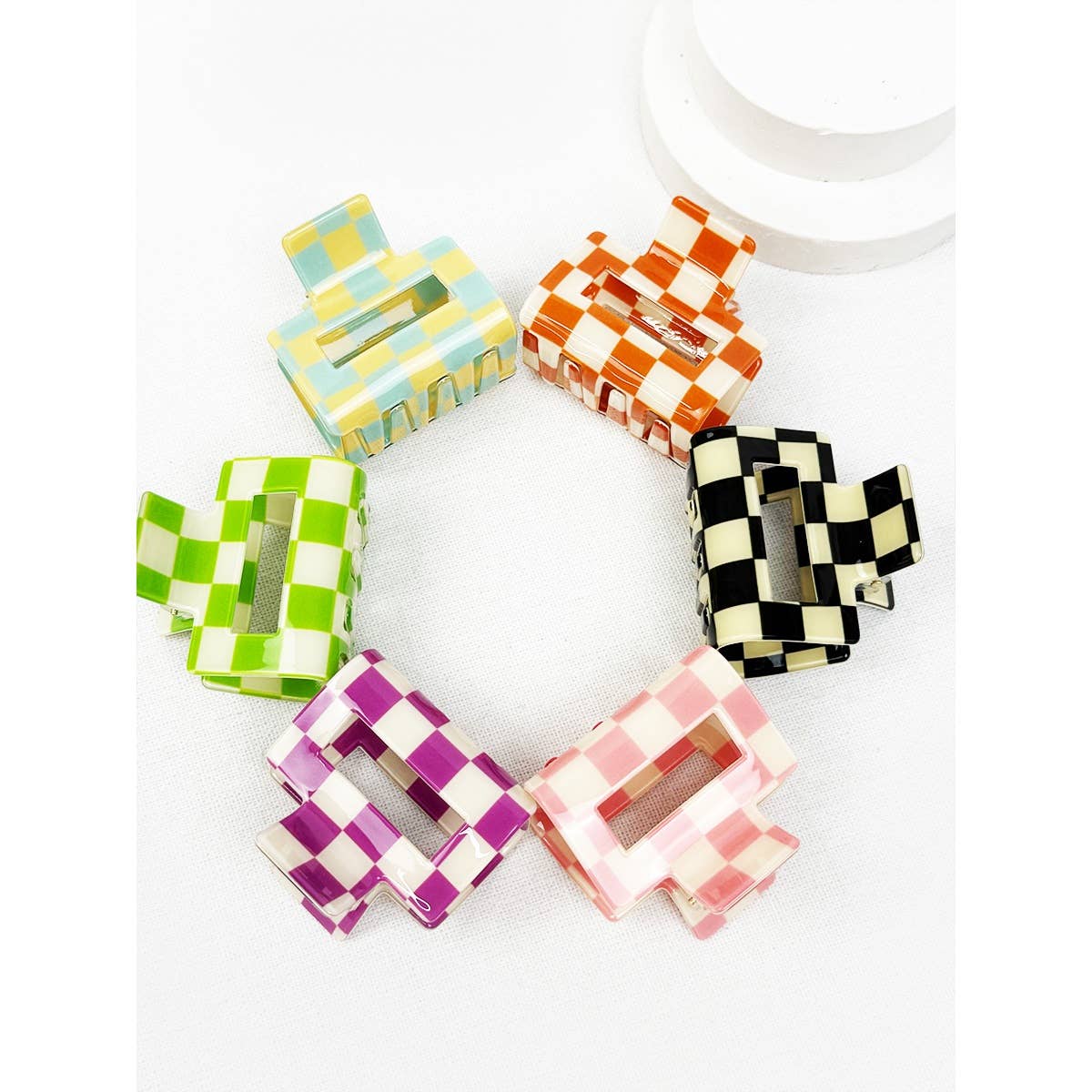Colorful Checkered Medium-Size Hair claw/clip