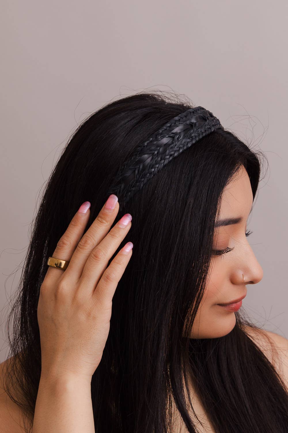 🌿 Vegan Leather Patterned Headband: Black