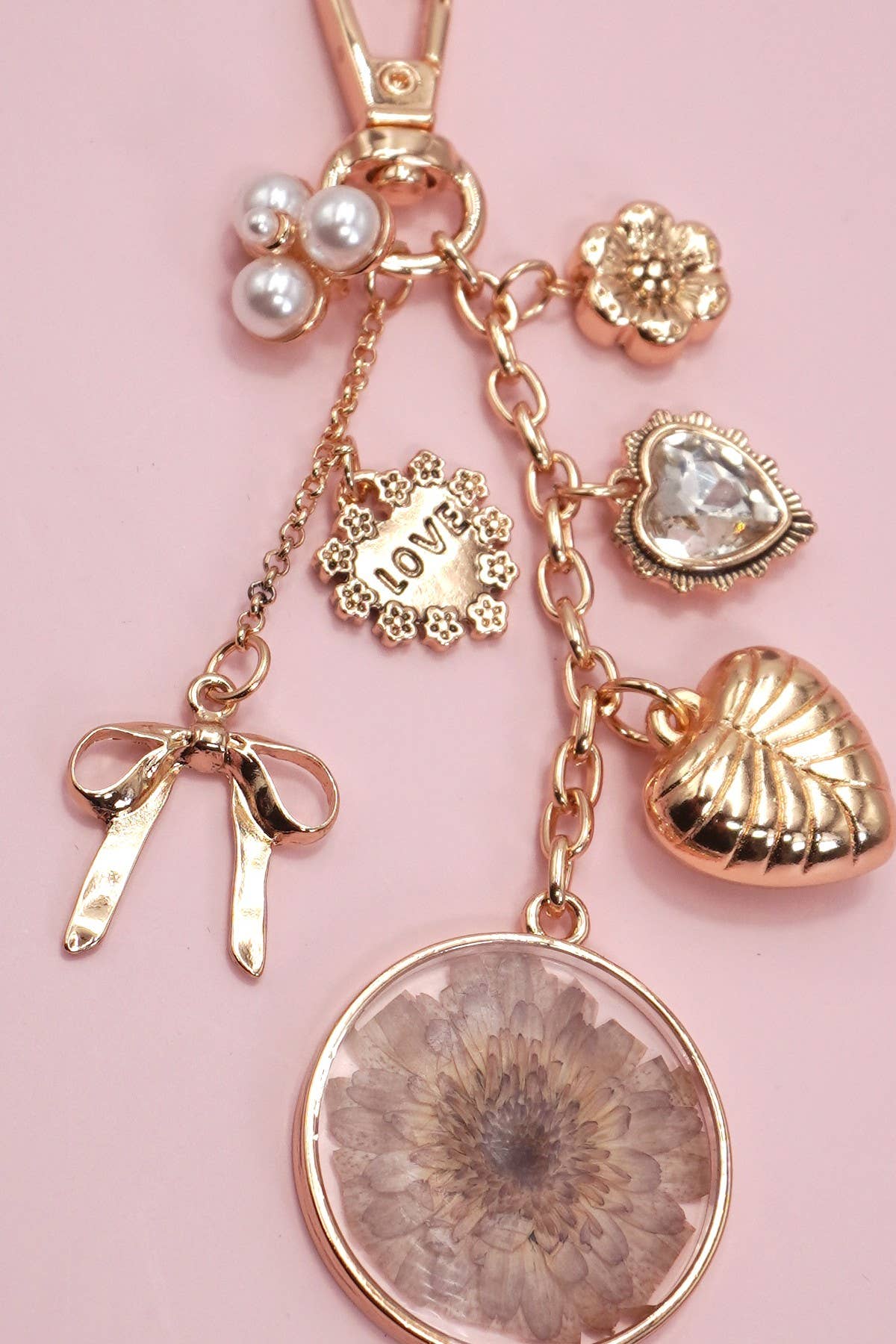 BAG CHARM-DRIED FLOWER BOW HEART PEARL/ GOLD