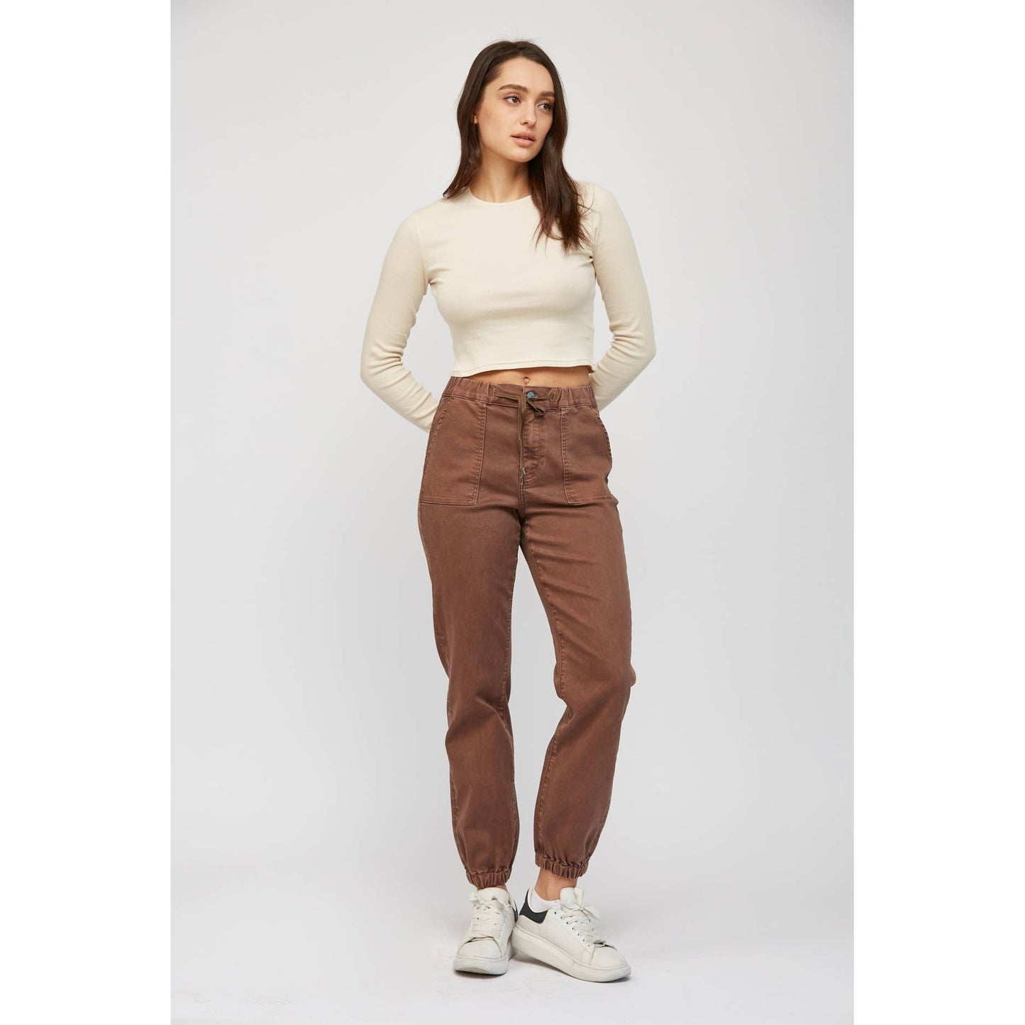 Mica HIGH RISE JOGGER CROP: COCOA