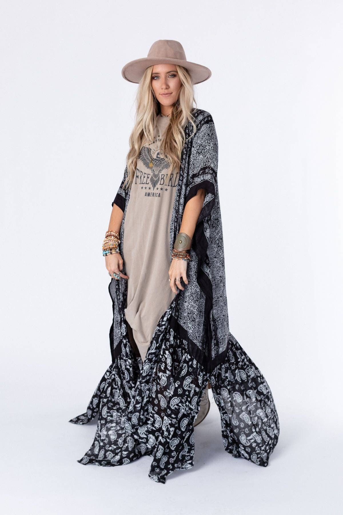 Paisley Tapestry Free Flow Duster Kimono - Black: Black / OS