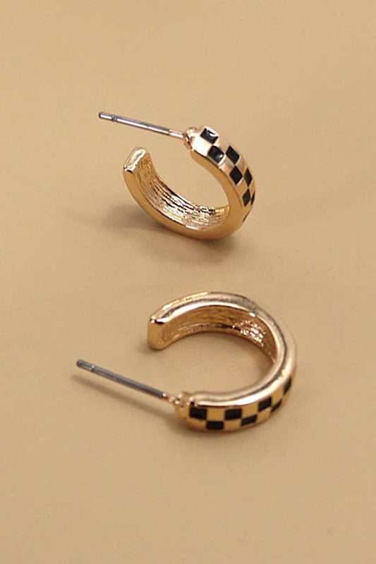 MINI CHECKER HOOP HUGGIE EARRINGS/ Gold/black