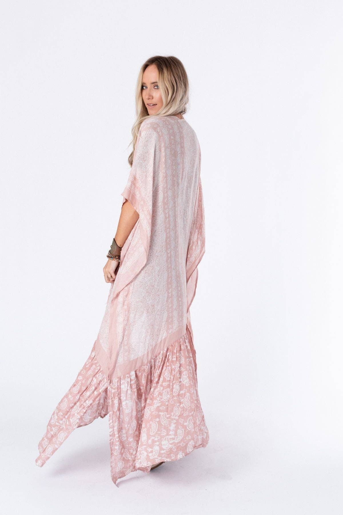 Paisley Tapestry Free Flow Duster Kimono - Blush: Blush