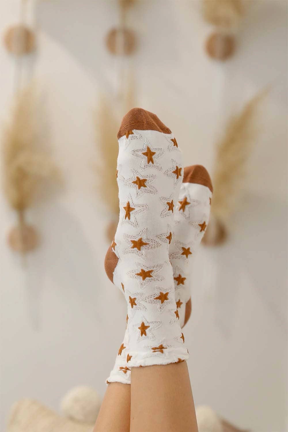 Eco-Friendly Jacquard Star Design Socks 🌟: White